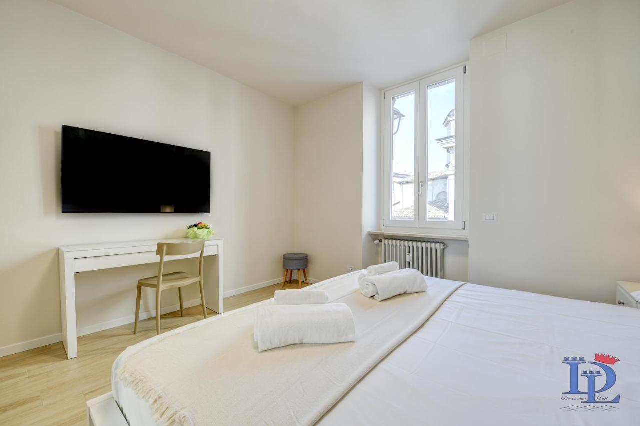 Desenzanoloft Official Partner Marriott Homes & Villas - Apa Dom Downtown Family Apartment Дезенцано-дель-Гарда Экстерьер фото